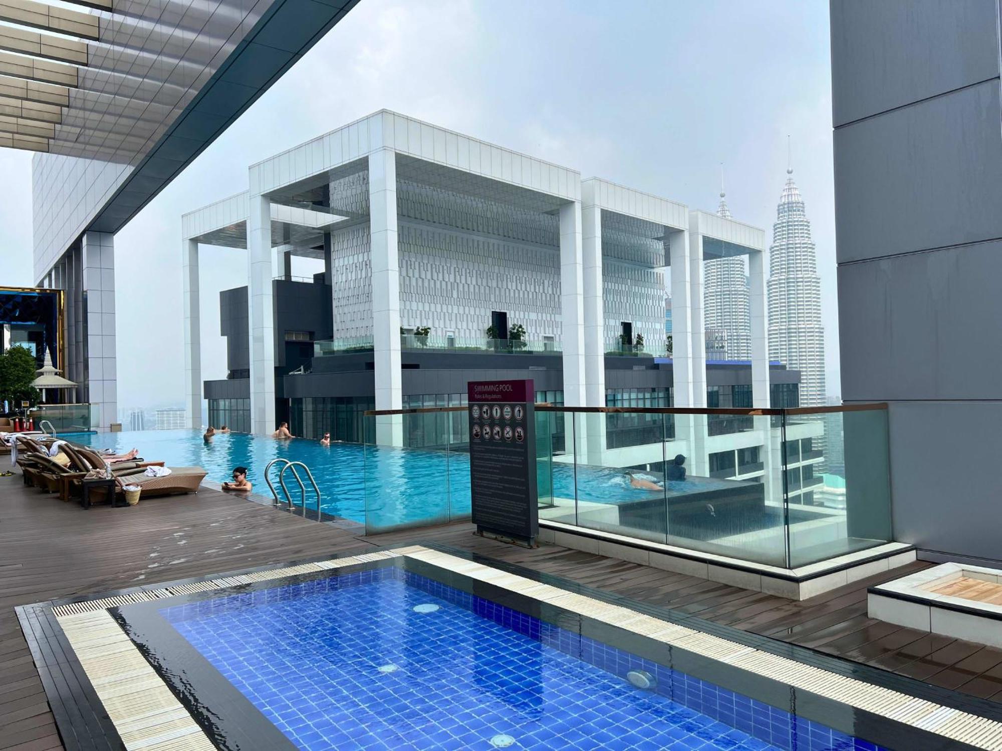 Luxe Suites At Platinum Klcc Kuala Lumpur Exteriör bild